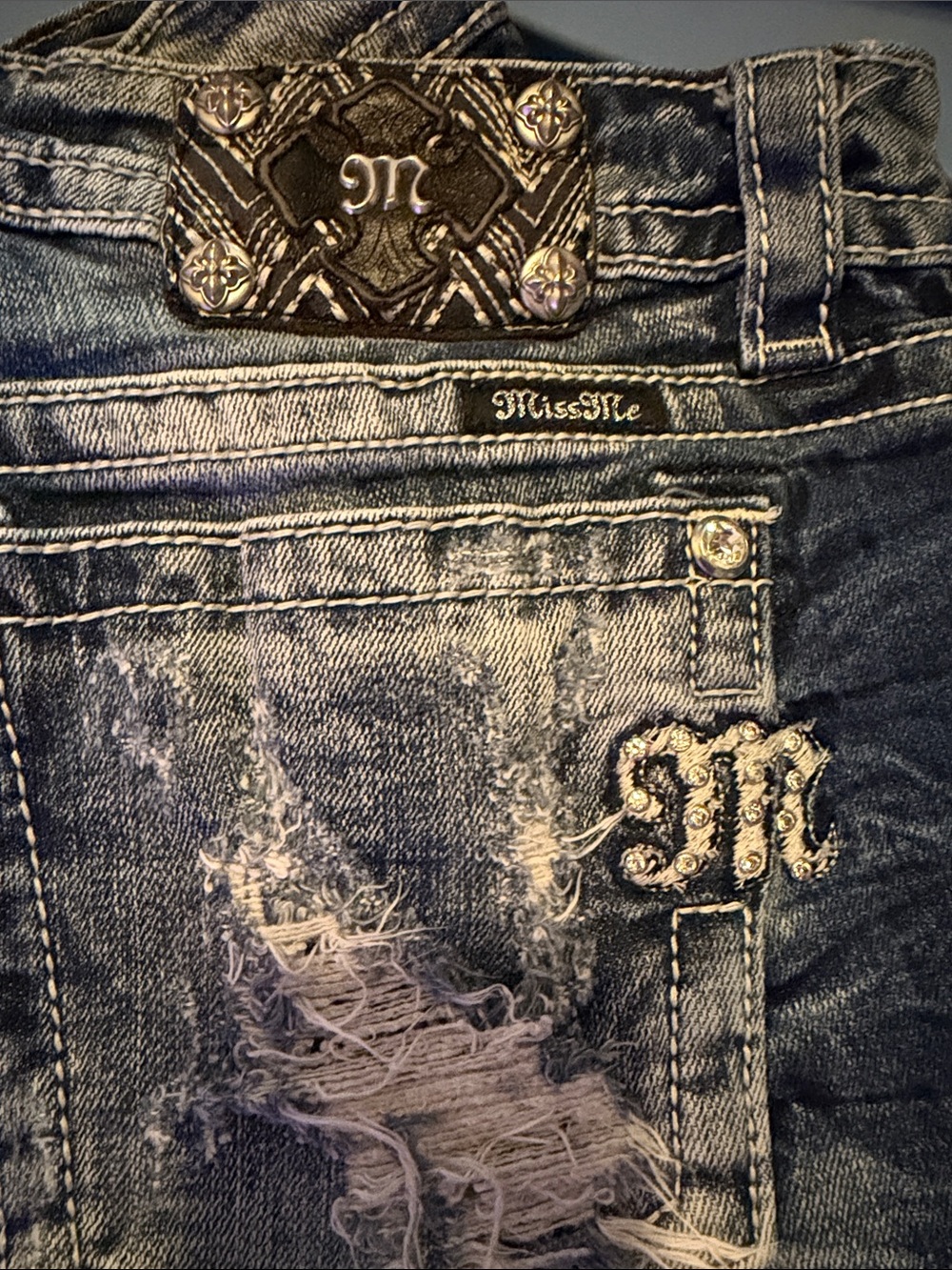 Miss Me Distressed Dark Wash Denim Shorts - Blue - Picture 7 of 10
